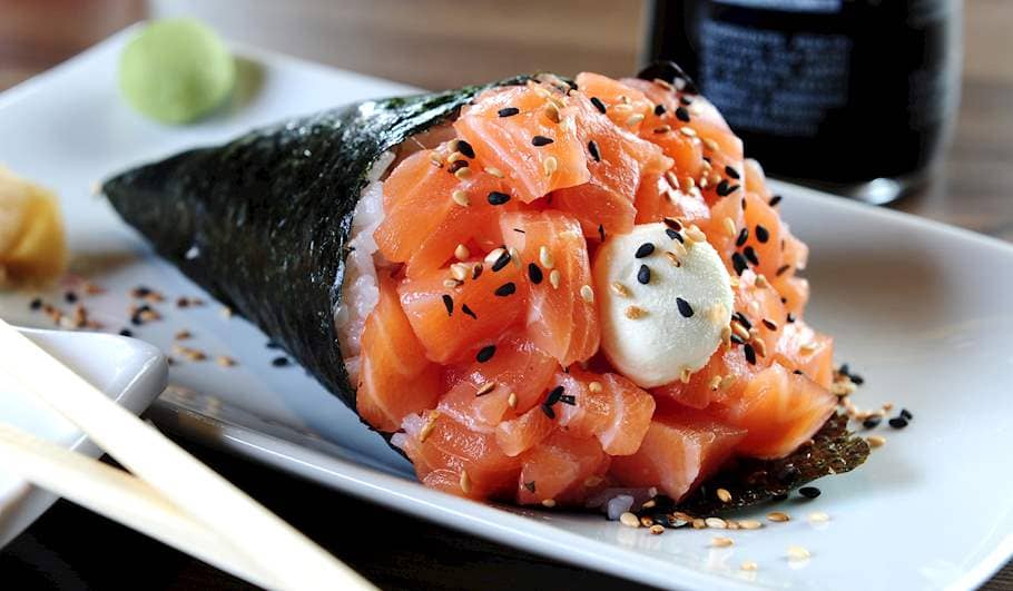 Salmon Temaki